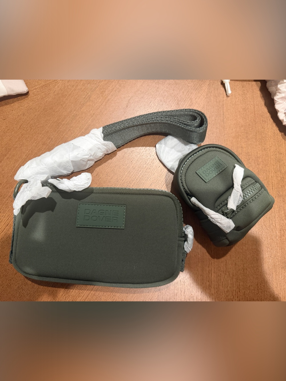 Dagne Dover Mara & Matching Mini Dakota Keychain in Microchip (Green)